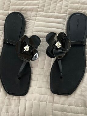 Tory Burch  Black With flower